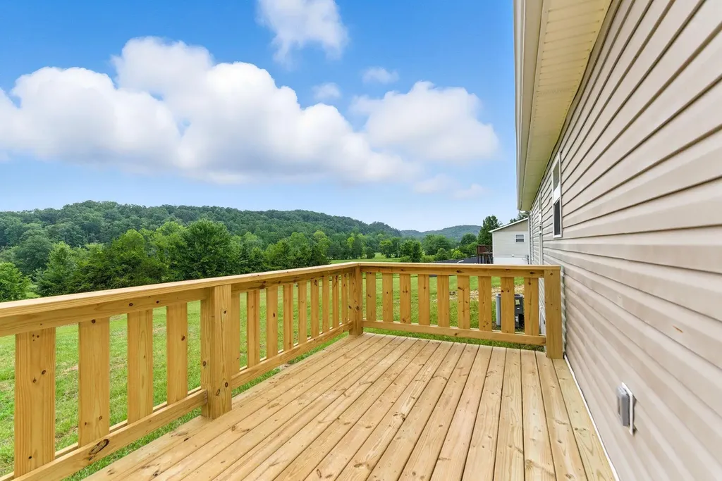 2461 Lambert Road Berea KY 40403