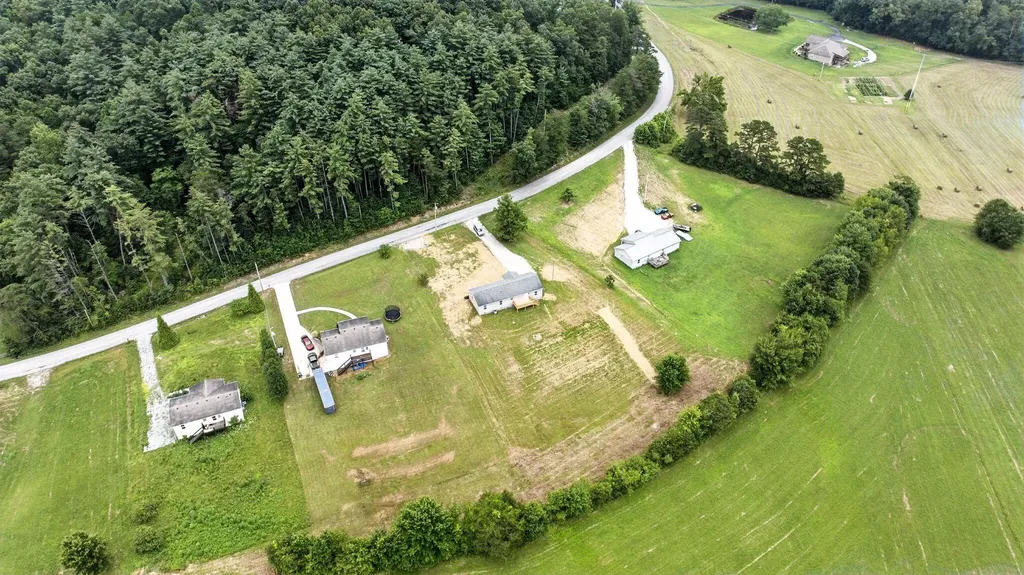 2461 Lambert Road Berea KY 40403