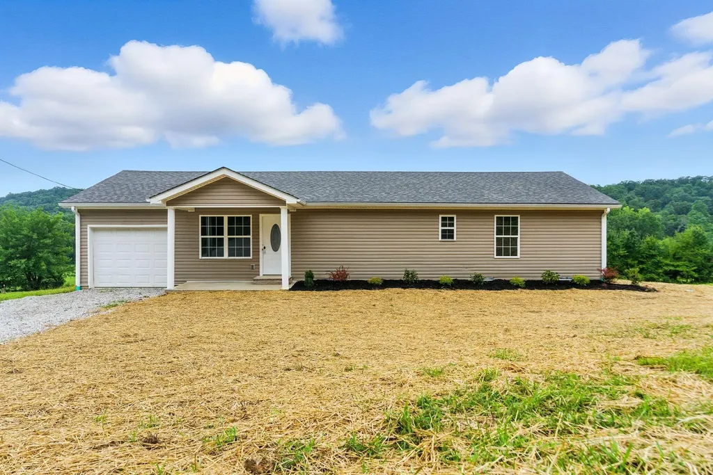 2461 Lambert Road Berea KY 40403