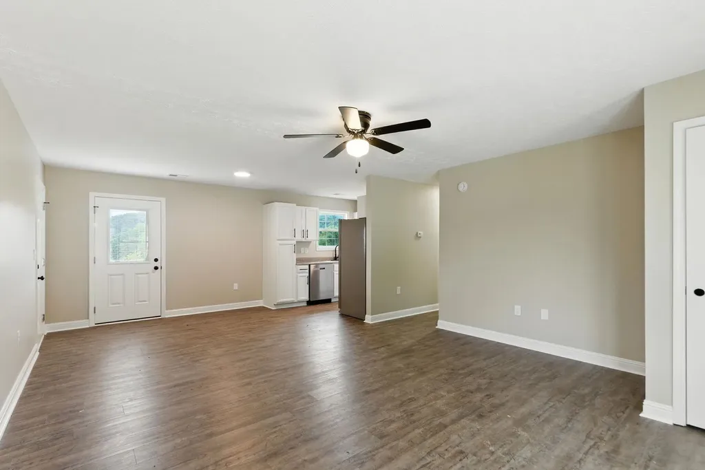2461 Lambert Road Berea KY 40403