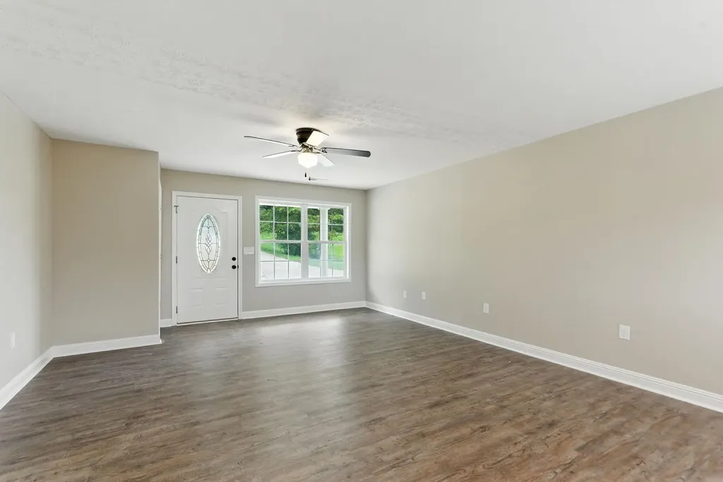2461 Lambert Road Berea KY 40403