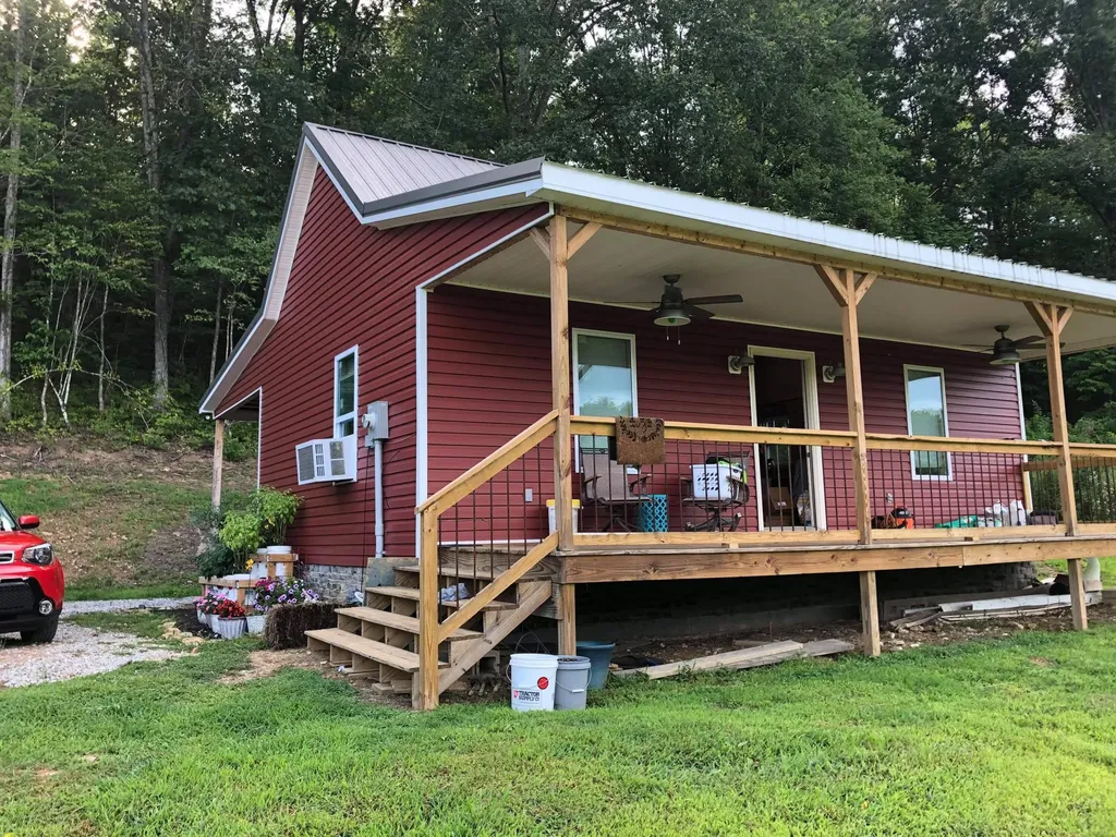 275 Mcwhorter Road Manchester KY 40962