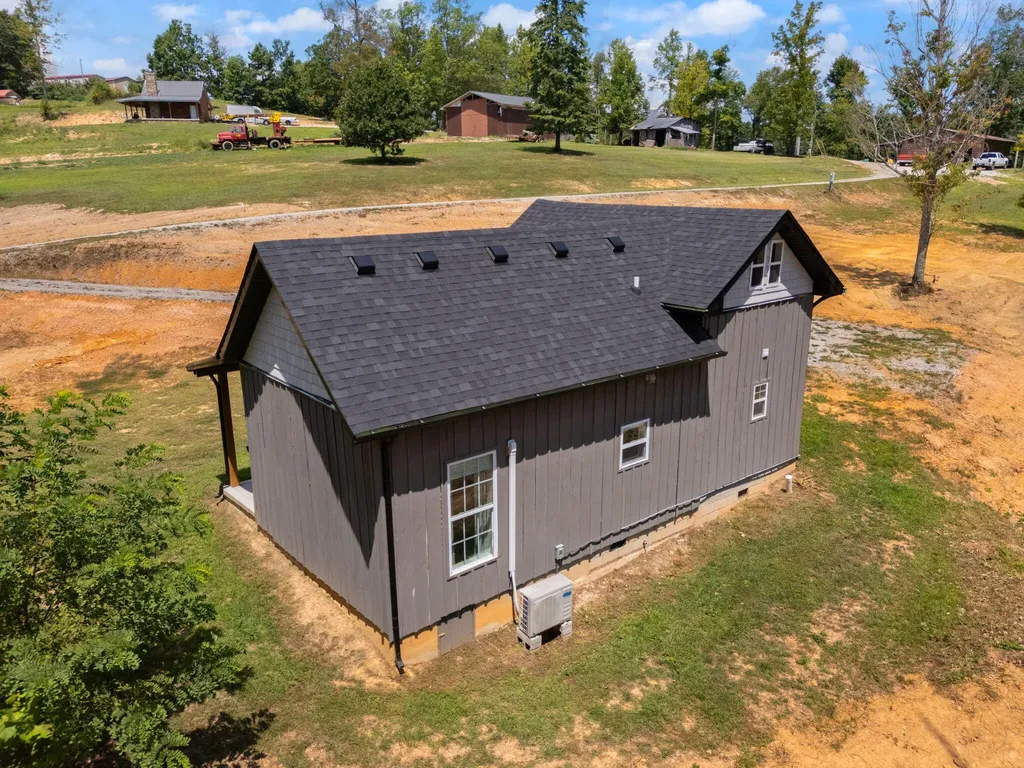 19838 Highway 2004 Mckee KY 40447