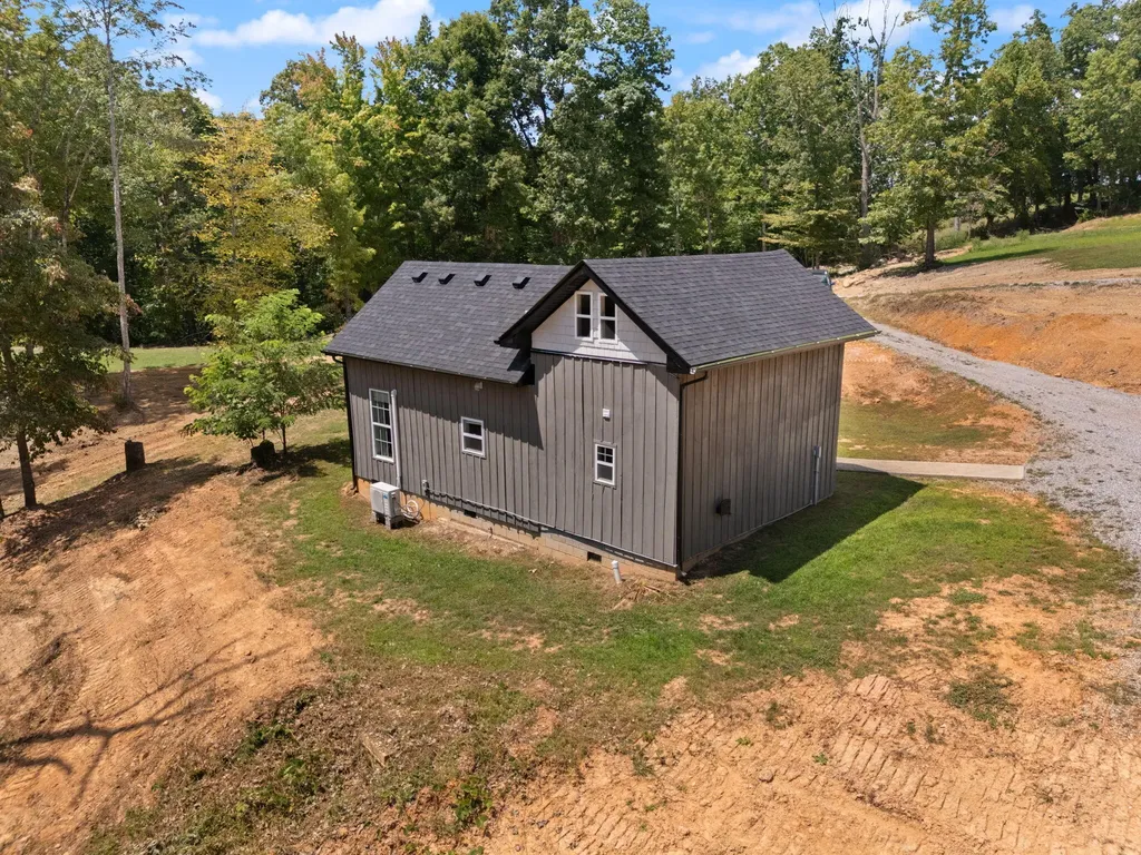19838 Highway 2004 Mckee KY 40447