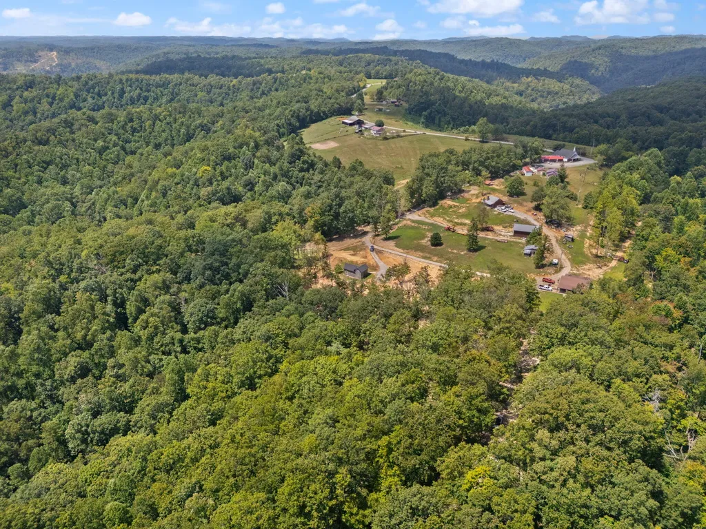 19838 Highway 2004 Mckee KY 40447