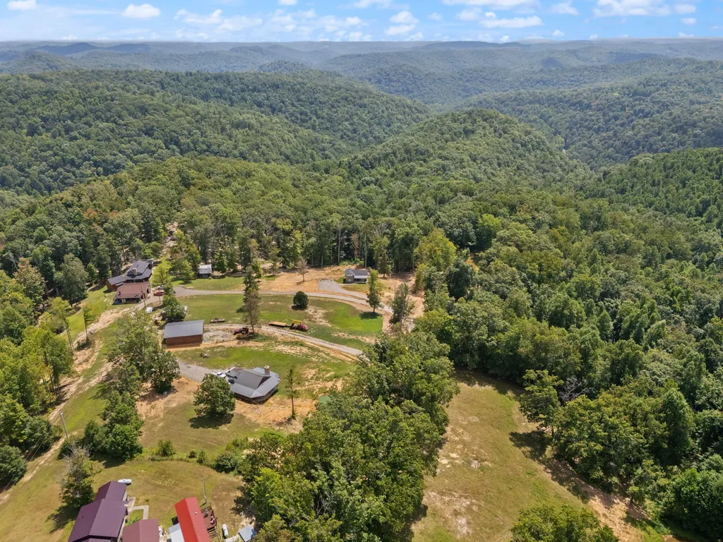 19838 Highway 2004 Mckee KY 40447