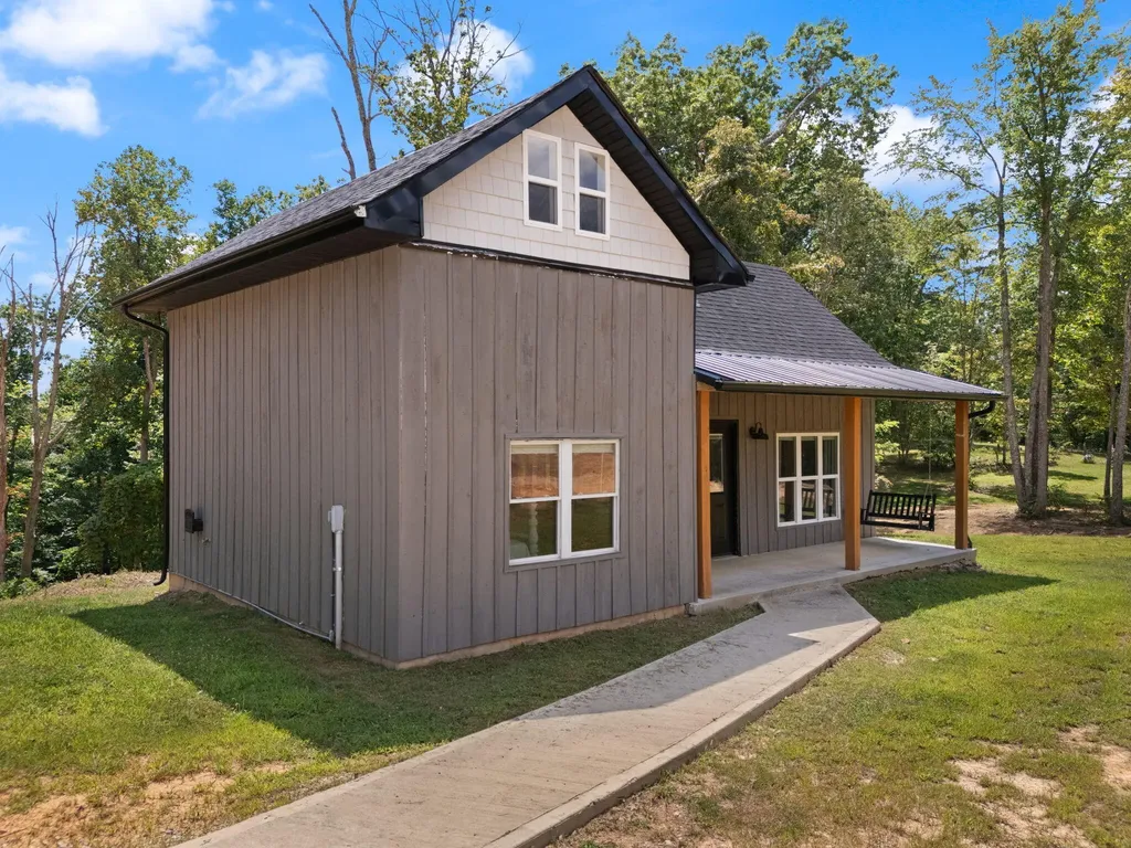 19838 Highway 2004 Mckee KY 40447