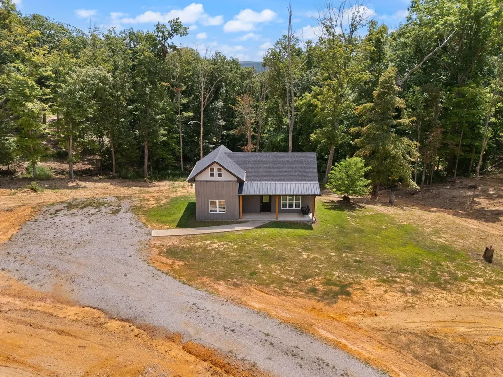 19838 Highway 2004 Mckee KY 40447