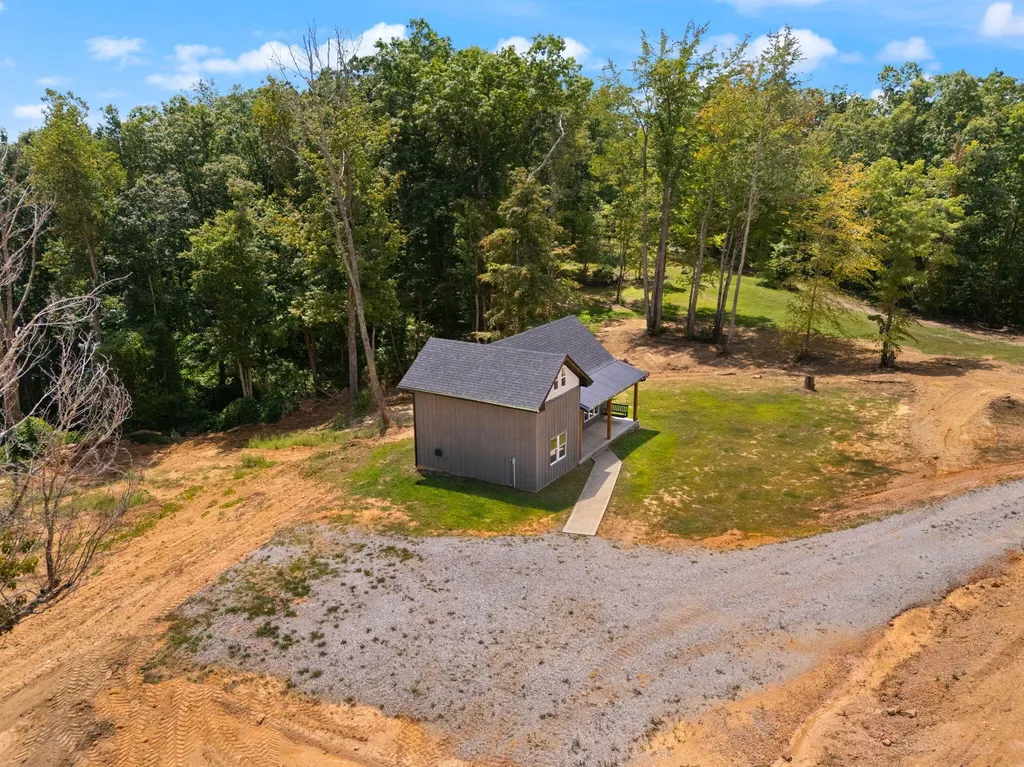 19838 Highway 2004 Mckee KY 40447