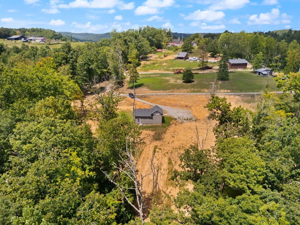 19838 Highway 2004 Mckee KY 40447