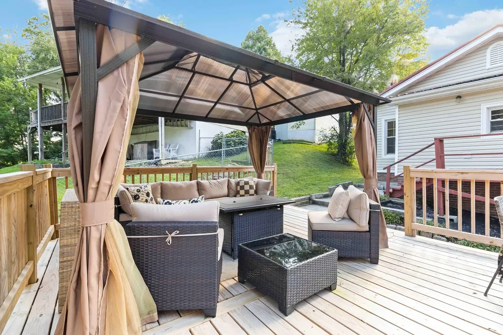 201 Padgett Street Street Corbin KY 40701
