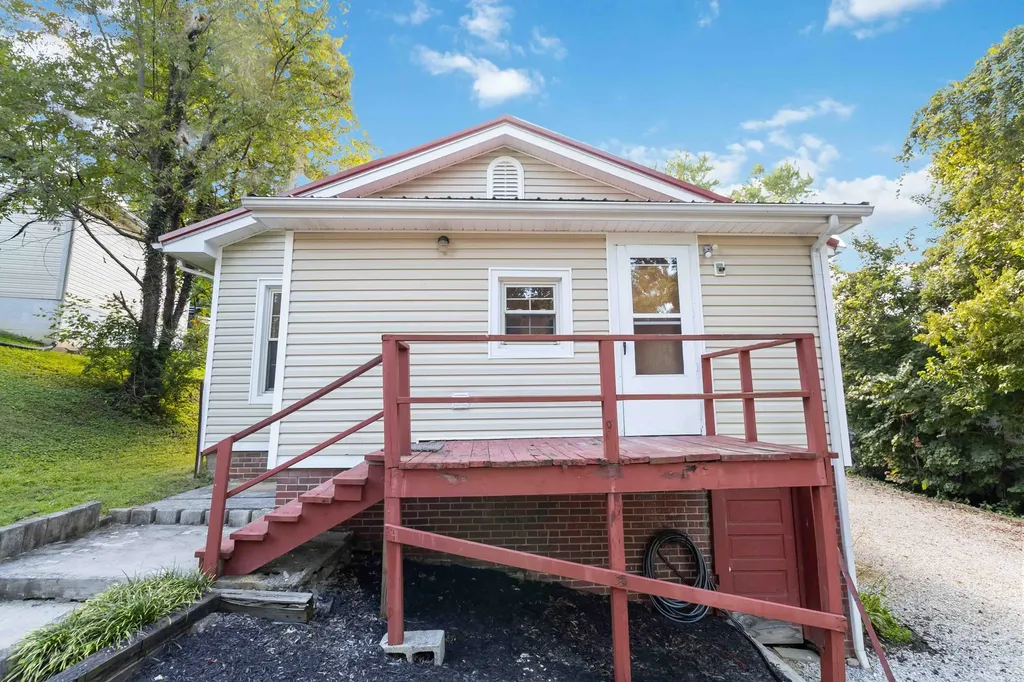 201 Padgett Street Street Corbin KY 40701