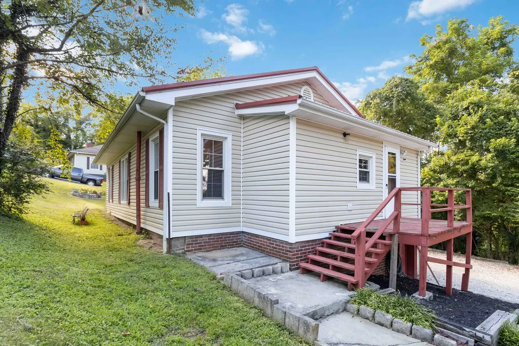 201 Padgett Street Street Corbin KY 40701