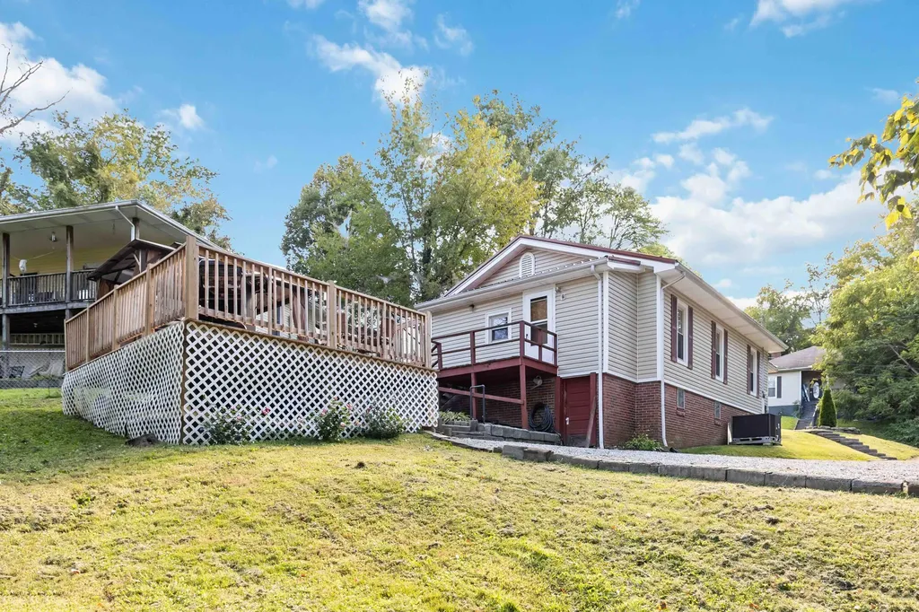 201 Padgett Street Street Corbin KY 40701