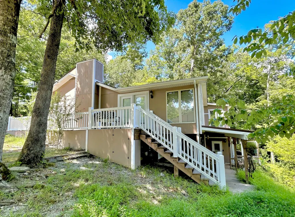 139 Payton Place Lane Jamestown KY 42629