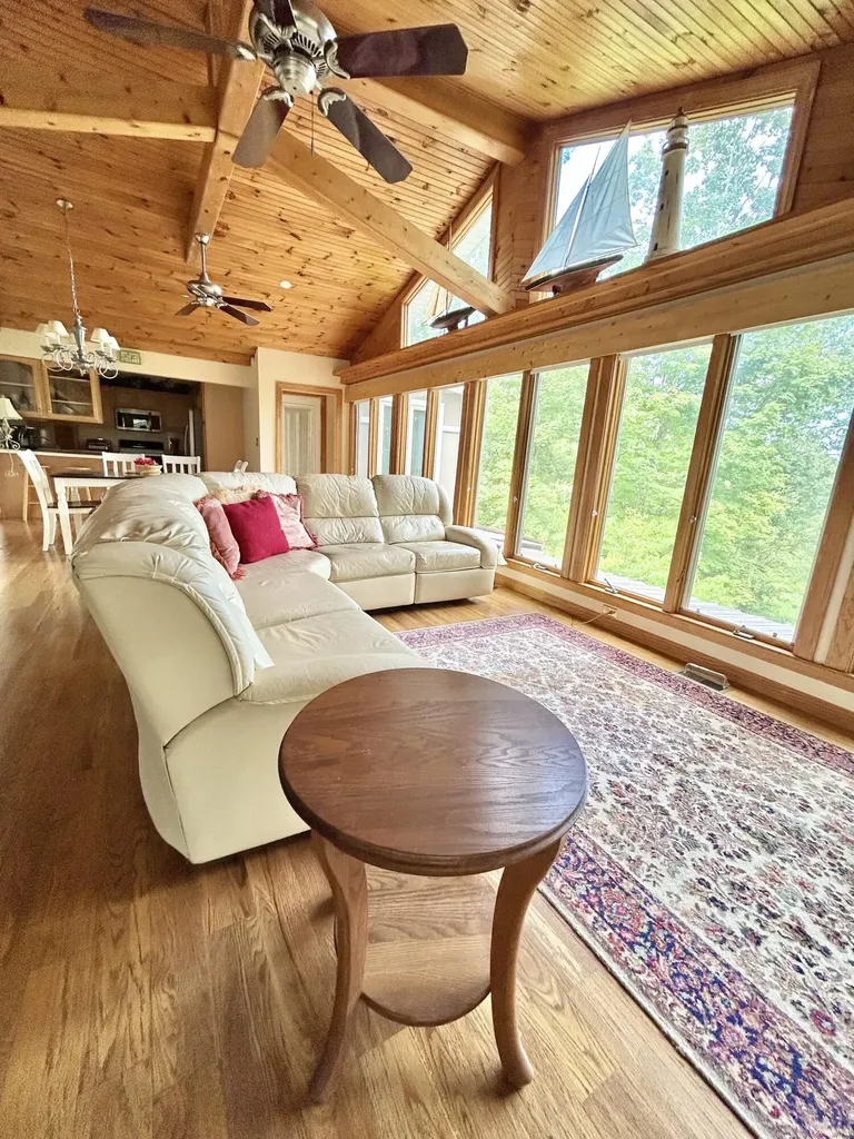 139 Payton Place Lane Jamestown KY 42629