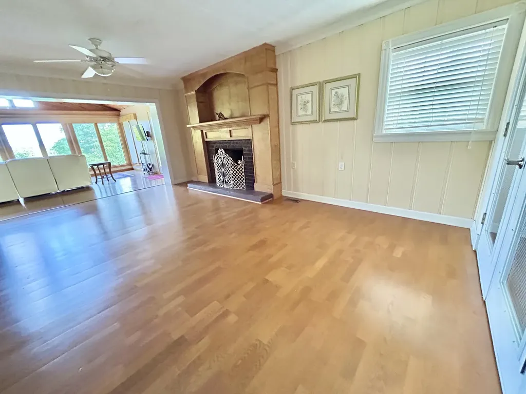 139 Payton Place Lane Jamestown KY 42629