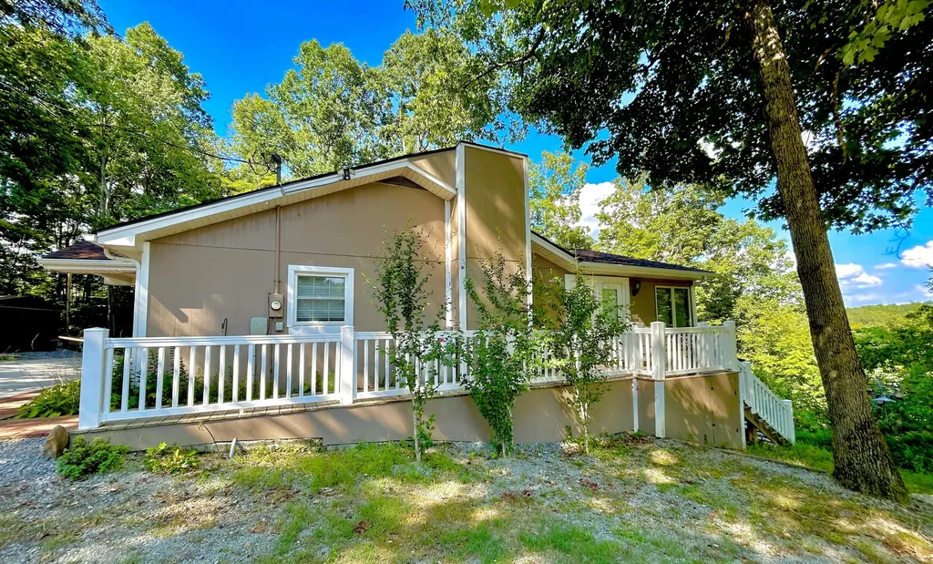 139 Payton Place Lane Jamestown KY 42629