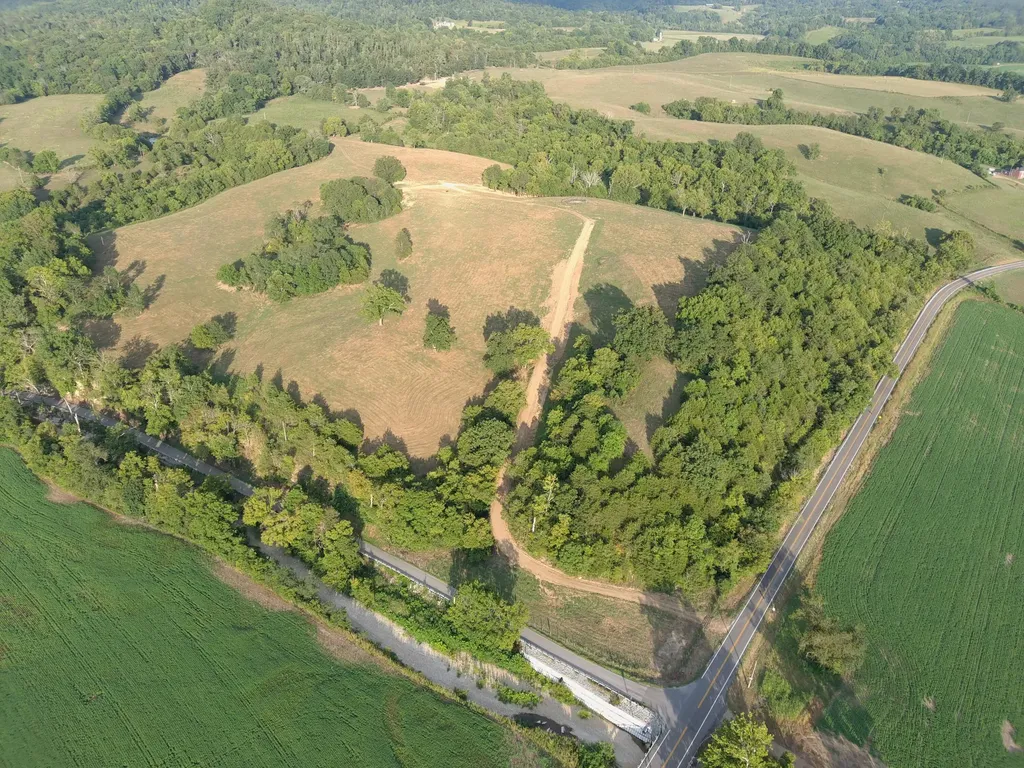 19400 Forkland Road Gravel Switch KY 40328