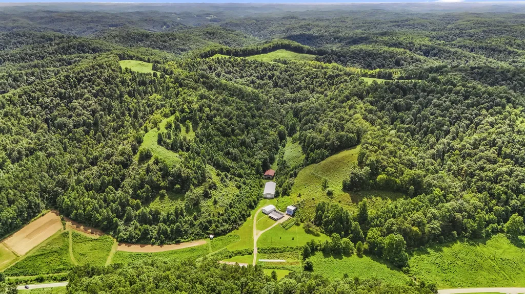 1552 Coffee Creek West Liberty KY 41472