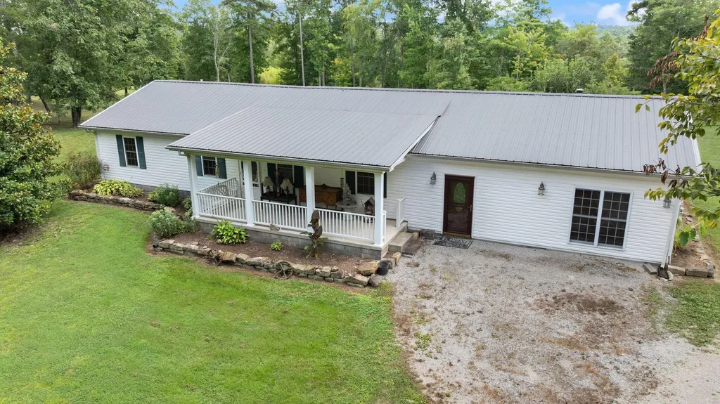 3717 Price Valley Road Somerset KY 42501