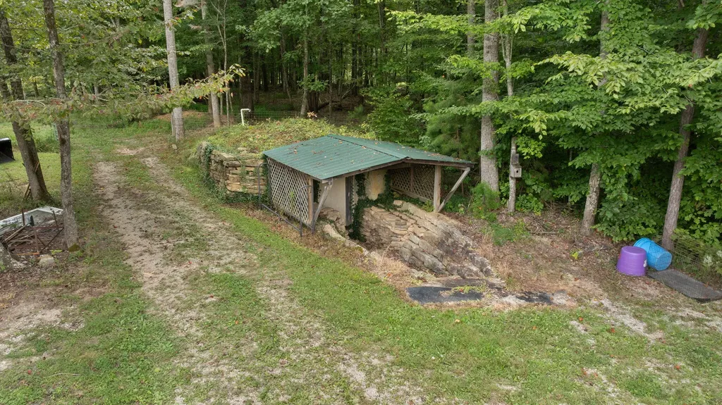 3717 Price Valley Road Somerset KY 42501