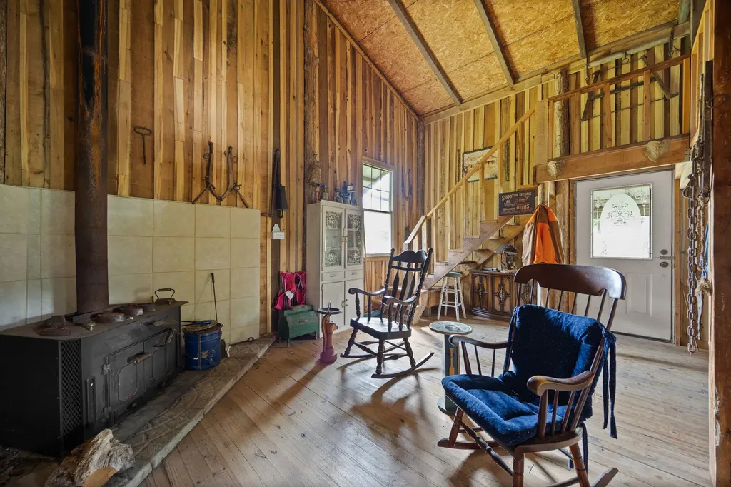 3717 Price Valley Road Somerset KY 42501