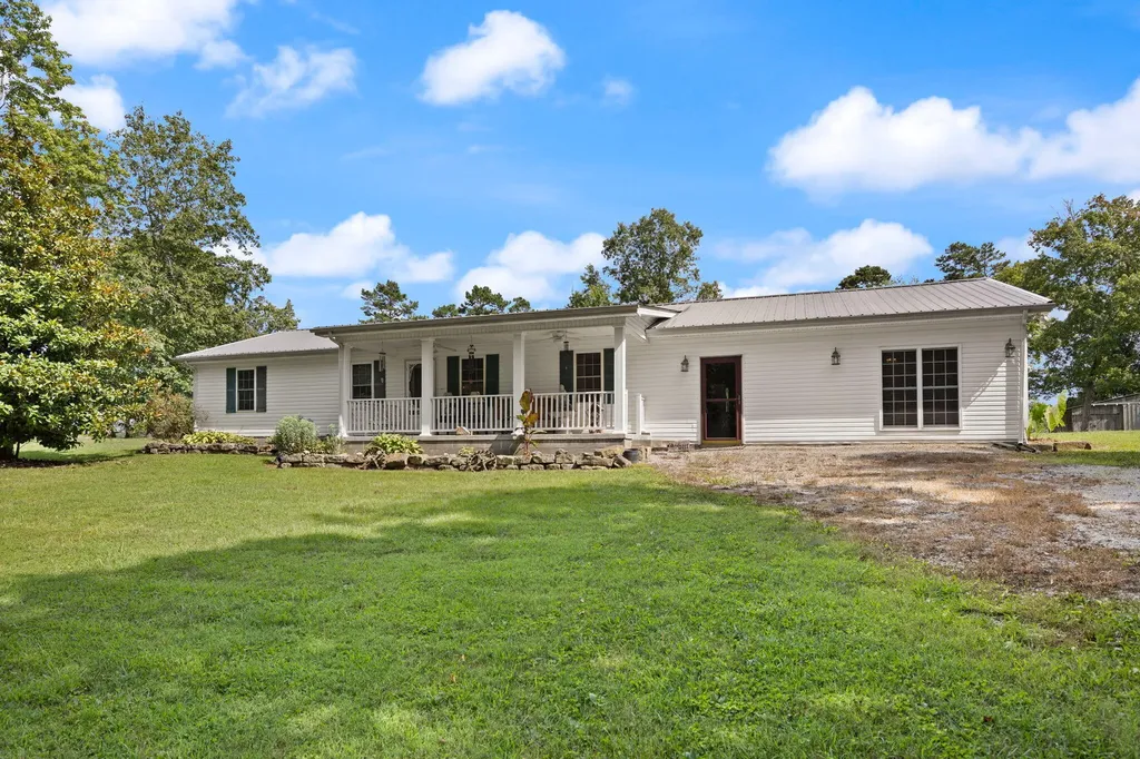 3717 Price Valley Road Somerset KY 42501