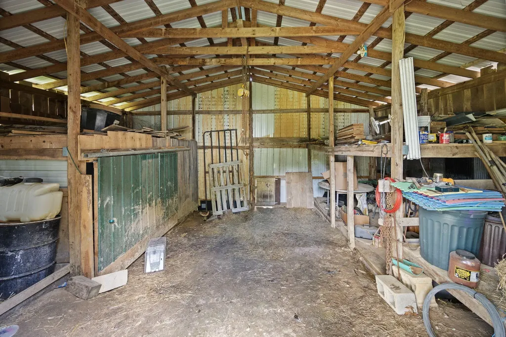 3717 Price Valley Road Somerset KY 42501