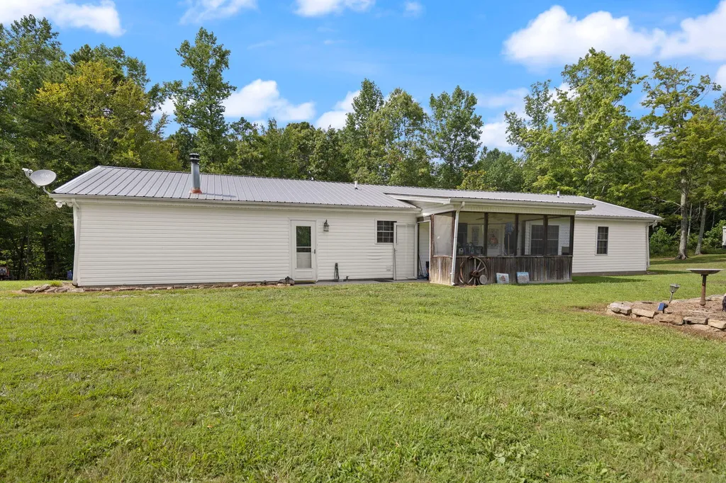 3717 Price Valley Road Somerset KY 42501