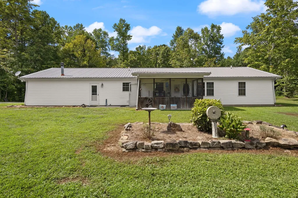 3717 Price Valley Road Somerset KY 42501