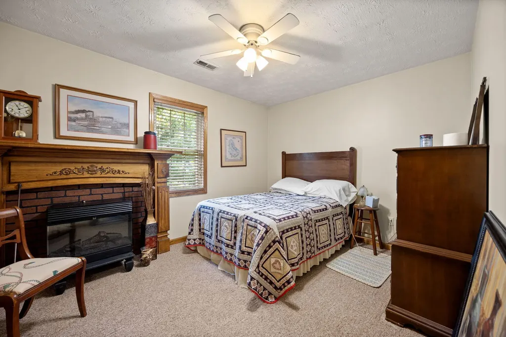 3717 Price Valley Road Somerset KY 42501