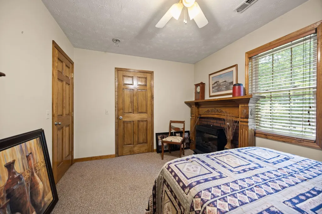 3717 Price Valley Road Somerset KY 42501