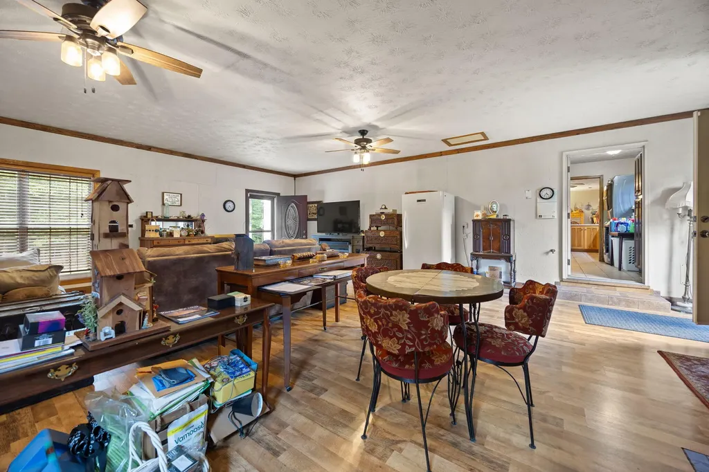 3717 Price Valley Road Somerset KY 42501