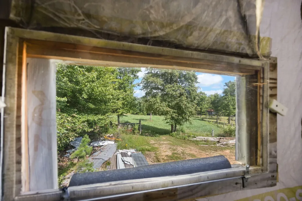 3717 Price Valley Road Somerset KY 42501