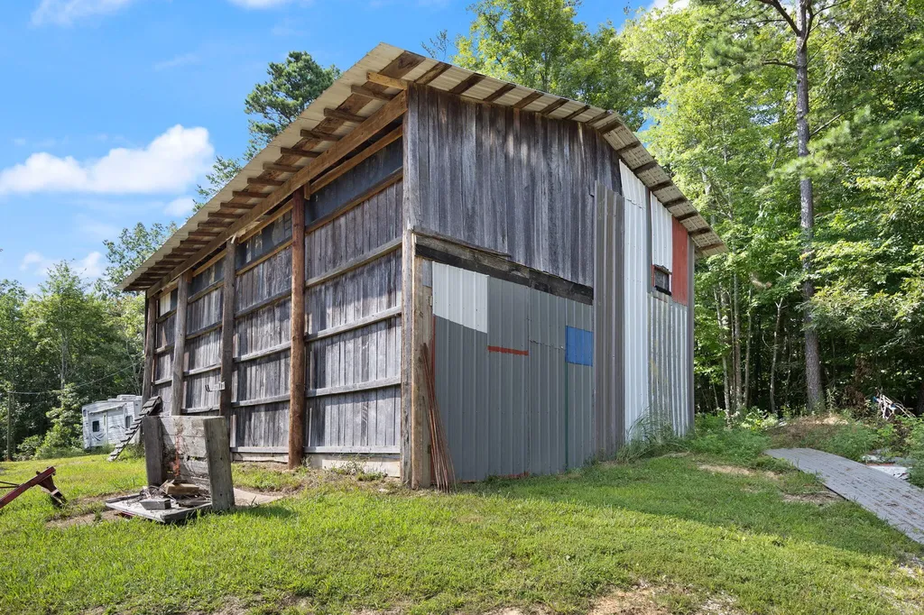 3717 Price Valley Road Somerset KY 42501