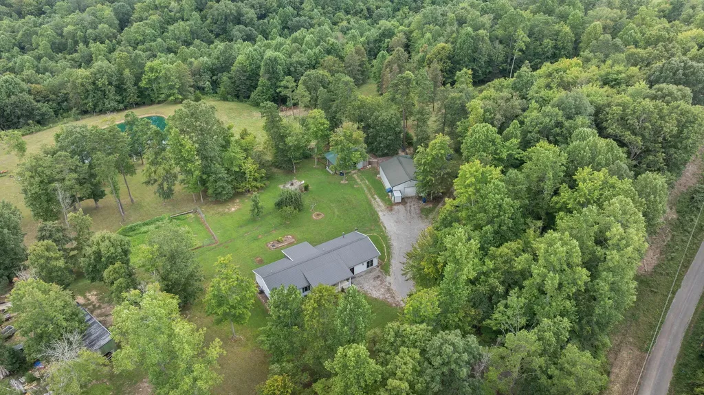 3717 Price Valley Road Somerset KY 42501