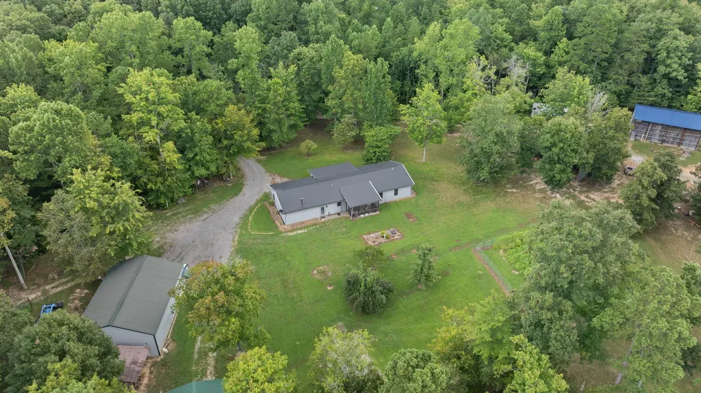 3717 Price Valley Road Somerset KY 42501