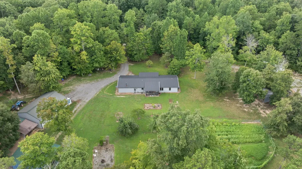 3717 Price Valley Road Somerset KY 42501