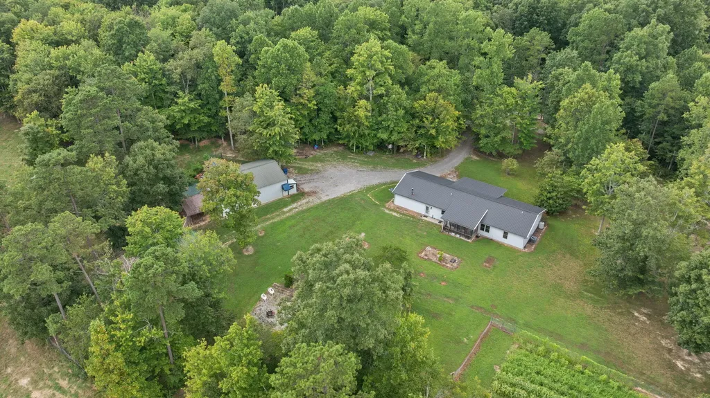 3717 Price Valley Road Somerset KY 42501