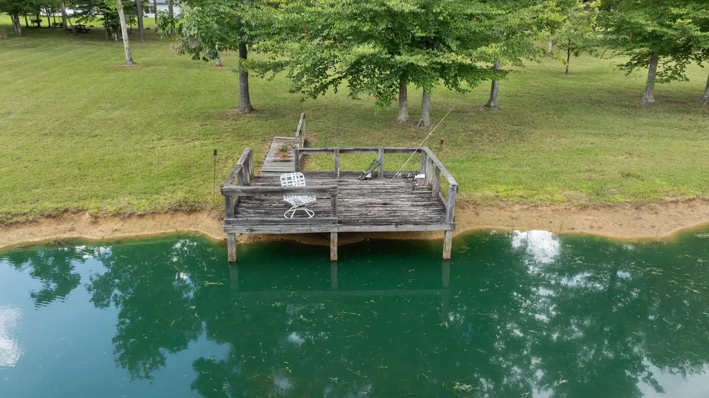 3717 Price Valley Road Somerset KY 42501