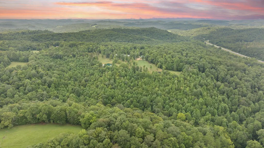 3717 Price Valley Road Somerset KY 42501