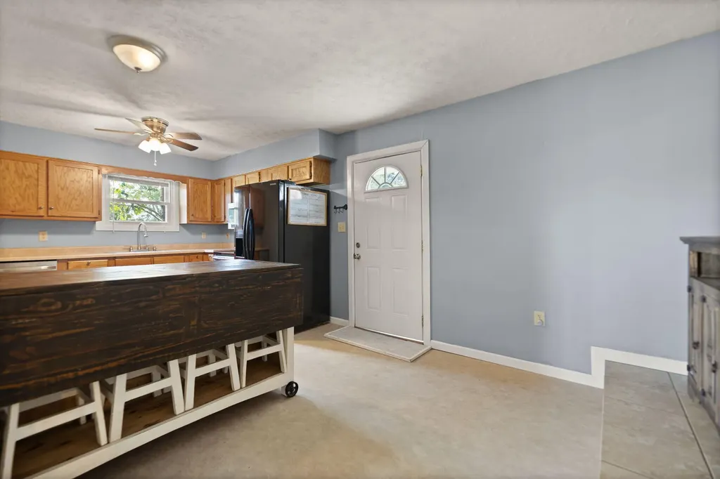 14033 Highway 1247 Eubank KY 42567