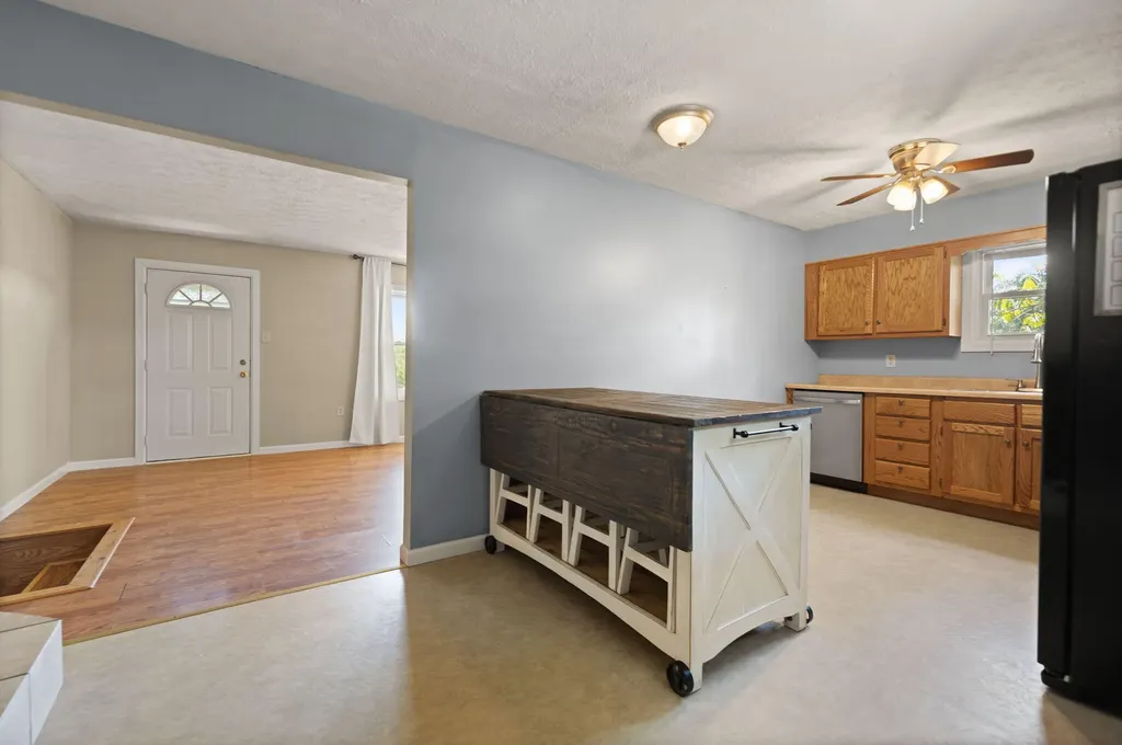 14033 Highway 1247 Eubank KY 42567