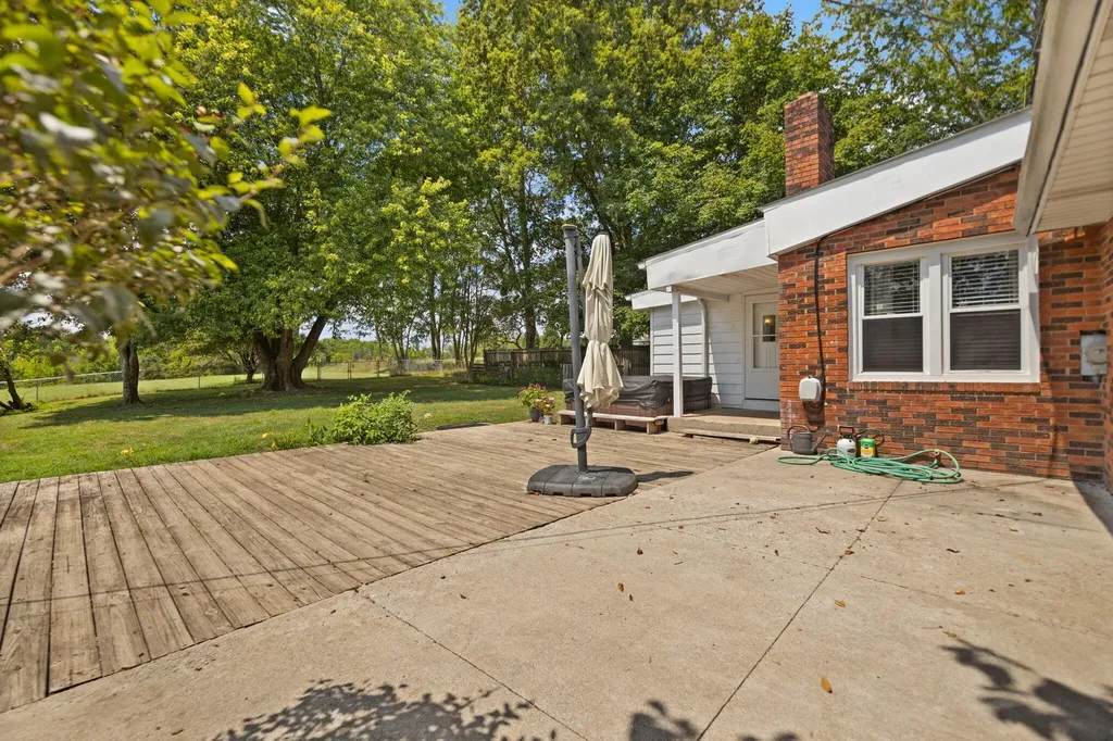 14033 Highway 1247 Eubank KY 42567