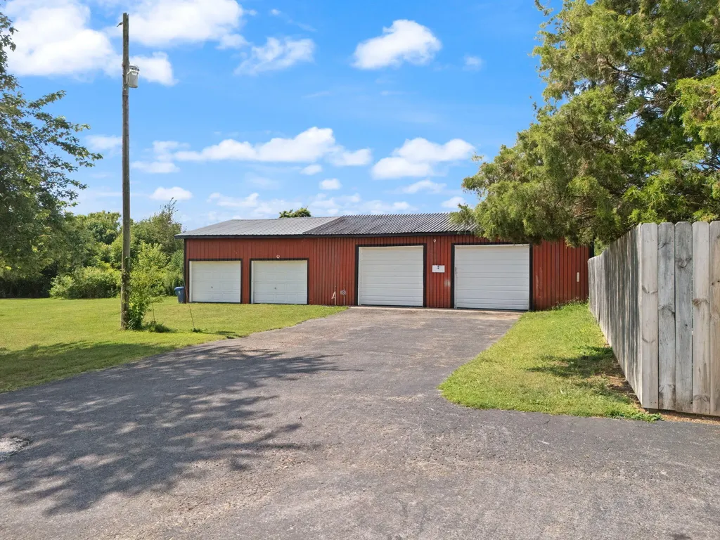 14033 Highway 1247 Eubank KY 42567