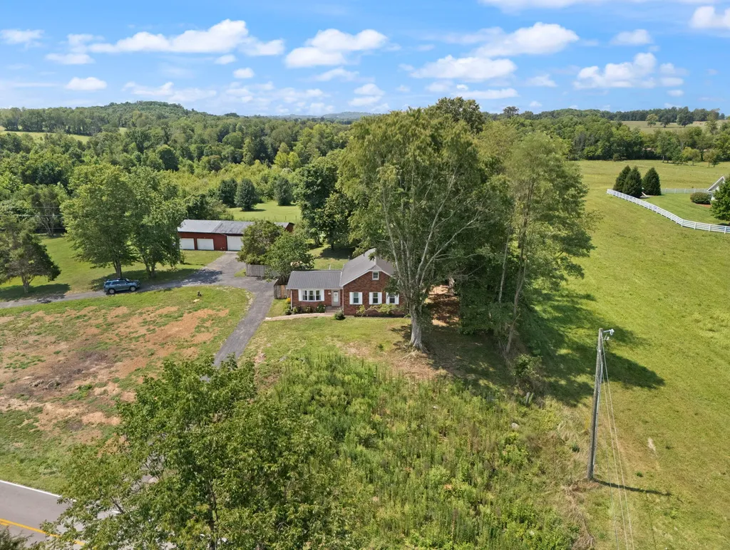 14033 Highway 1247 Eubank KY 42567
