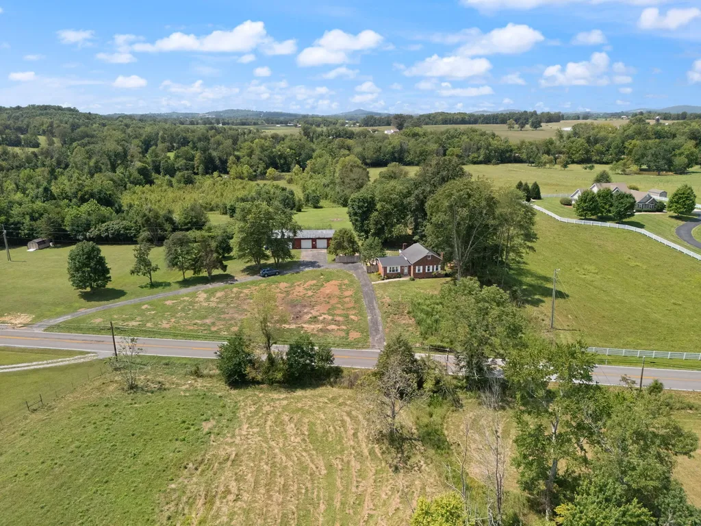 14033 Highway 1247 Eubank KY 42567