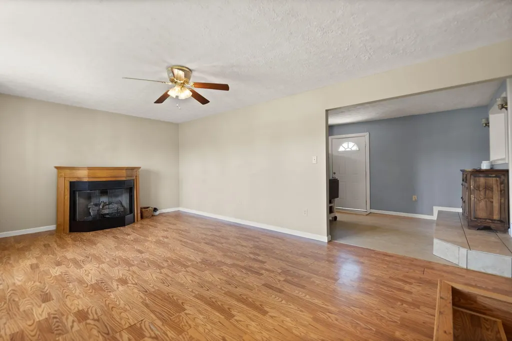 14033 Highway 1247 Eubank KY 42567