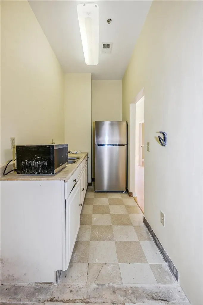 2 N Main Street Winchester KY 40391